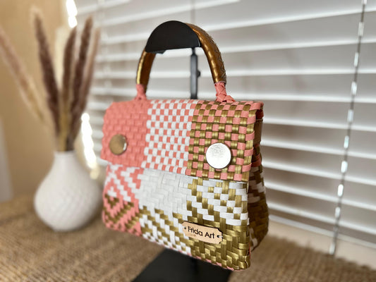 Coral, white & Gold
